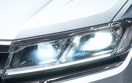 Volkswagen Touareg III, 2019 год, 4 500 000 рублей, 10 фотография