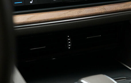 Volkswagen Touareg III, 2019 год, 4 500 000 рублей, 25 фотография