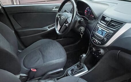 Hyundai Solaris II рестайлинг, 2014 год, 850 000 рублей, 7 фотография