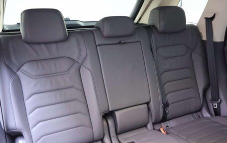 Volkswagen Touareg III, 2025 год, 7 180 000 рублей, 18 фотография