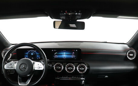 Mercedes-Benz CLA, 2020 год, 3 300 000 рублей, 12 фотография