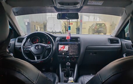 Volkswagen Jetta VII, 2015 год, 710 000 рублей, 6 фотография