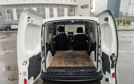 Renault Kangoo II рестайлинг, 2013 год, 680 000 рублей, 19 фотография