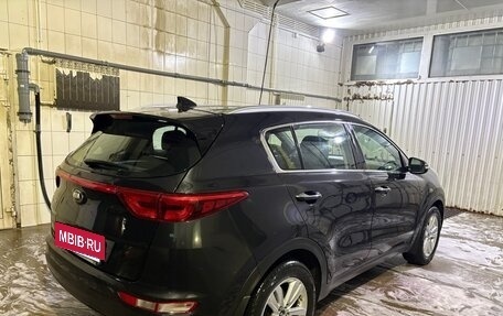 KIA Sportage IV рестайлинг, 2016 год, 2 200 000 рублей, 2 фотография