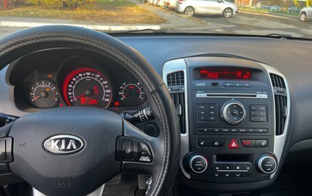 KIA cee'd I рестайлинг, 2011 год, 800 000 рублей, 7 фотография