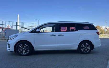 KIA Carnival III, 2020 год, 3 060 000 рублей, 6 фотография