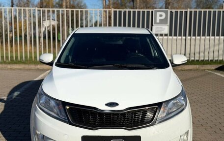 KIA Rio III рестайлинг, 2011 год, 601 900 рублей, 2 фотография