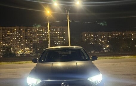 Volkswagen Polo VI (EU Market), 2022 год, 1 910 000 рублей, 2 фотография