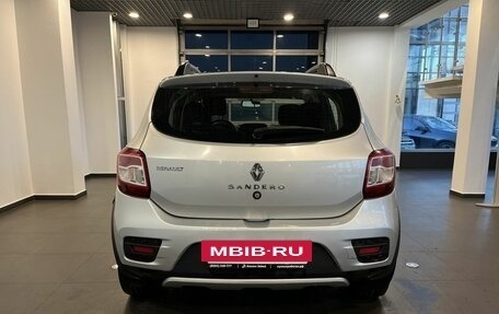 Renault Sandero II рестайлинг, 2015 год, 860 000 рублей, 4 фотография