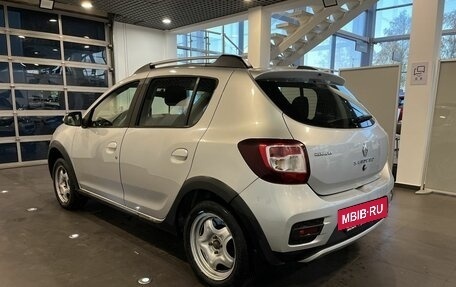 Renault Sandero II рестайлинг, 2015 год, 860 000 рублей, 5 фотография