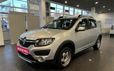 Renault Sandero II рестайлинг, 2015 год, 860 000 рублей, 7 фотография