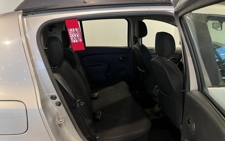 Renault Sandero II рестайлинг, 2015 год, 860 000 рублей, 17 фотография