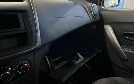 Renault Sandero II рестайлинг, 2015 год, 860 000 рублей, 30 фотография