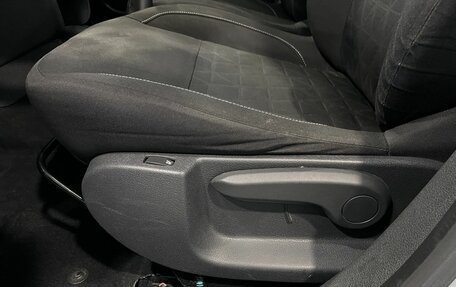 Renault Sandero II рестайлинг, 2015 год, 860 000 рублей, 33 фотография