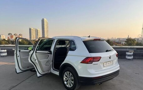 Volkswagen Tiguan II, 2017 год, 2 250 000 рублей, 14 фотография