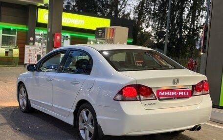 Honda Civic VIII, 2010 год, 830 000 рублей, 4 фотография