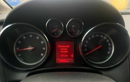 Opel Astra J, 2011 год, 439 000 рублей, 9 фотография