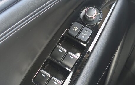 Mazda 6, 2020 год, 2 400 000 рублей, 29 фотография