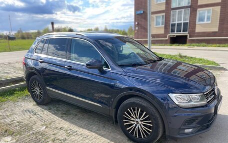 Volkswagen Tiguan II, 2017 год, 2 200 000 рублей, 7 фотография