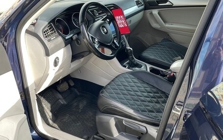 Volkswagen Tiguan II, 2017 год, 2 200 000 рублей, 8 фотография