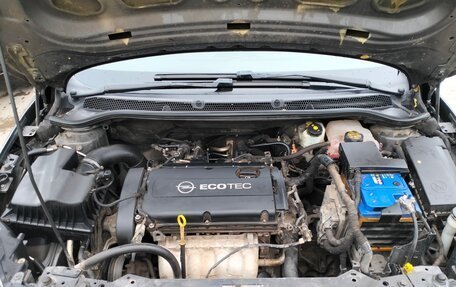 Opel Astra J, 2011 год, 643 000 рублей, 12 фотография