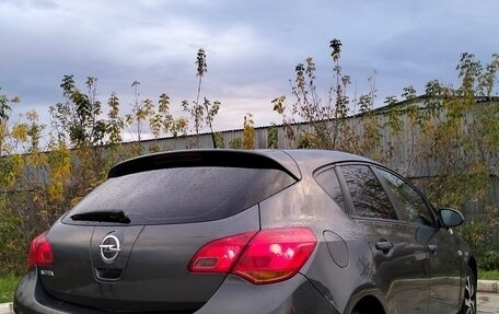 Opel Astra J, 2011 год, 643 000 рублей, 6 фотография