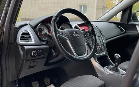 Opel Astra J, 2013 год, 870 000 рублей, 9 фотография
