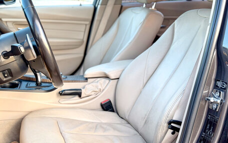 BMW 3 серия, 2011 год, 1 890 000 рублей, 12 фотография