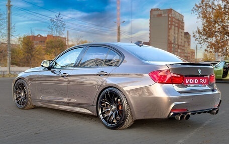 BMW 3 серия, 2011 год, 1 890 000 рублей, 5 фотография