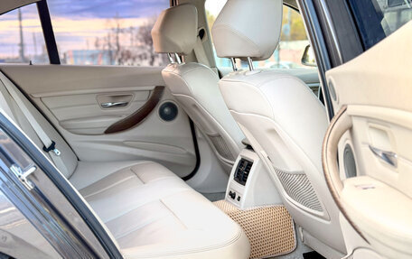 BMW 3 серия, 2011 год, 1 890 000 рублей, 14 фотография
