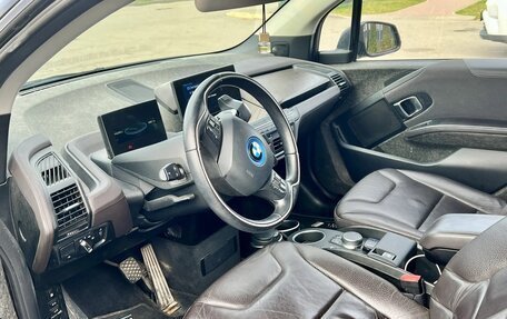 BMW i3 I01 рестайлинг, 2018 год, 2 900 000 рублей, 10 фотография