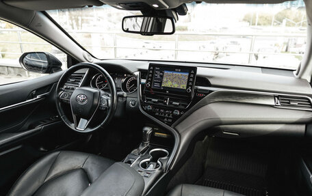 Toyota Camry, 2021 год, 3 498 000 рублей, 13 фотография