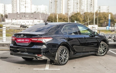 Toyota Camry, 2021 год, 3 498 000 рублей, 6 фотография