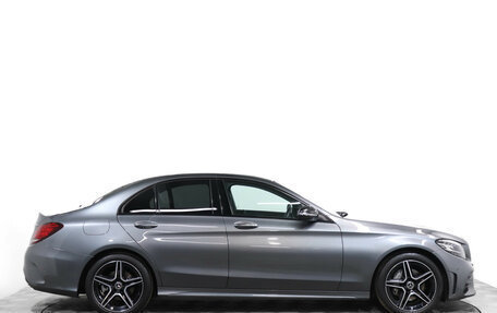 Mercedes-Benz C-Класс, 2019 год, 3 650 000 рублей, 4 фотография