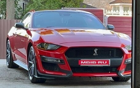 Ford Mustang VI рестайлинг, 2021 год, 3 800 000 рублей, 2 фотография