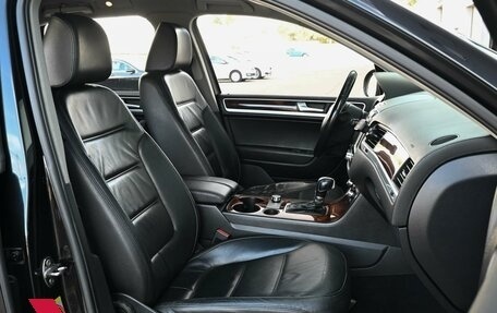 Volkswagen Touareg III, 2010 год, 1 499 000 рублей, 8 фотография
