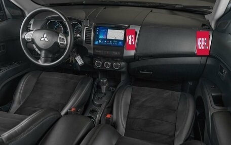 Mitsubishi Outlander III рестайлинг 3, 2010 год, 949 000 рублей, 9 фотография