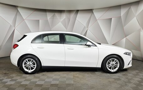 Mercedes-Benz A-Класс, 2019 год, 2 495 000 рублей, 6 фотография