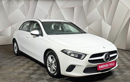 Mercedes-Benz A-Класс, 2019 год, 2 495 000 рублей, 3 фотография