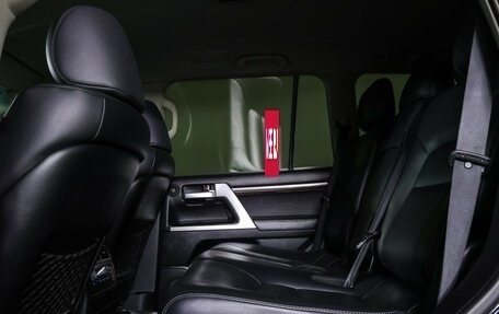 Toyota Land Cruiser 200, 2019 год, 6 156 000 рублей, 11 фотография