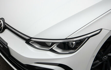 Volkswagen Golf VIII, 2021 год, 2 418 000 рублей, 21 фотография