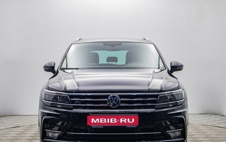 Volkswagen Tiguan II, 2018 год, 3 062 000 рублей, 8 фотография