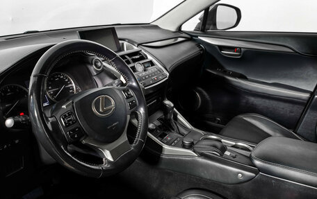 Lexus NX I, 2016 год, 2 300 000 рублей, 9 фотография