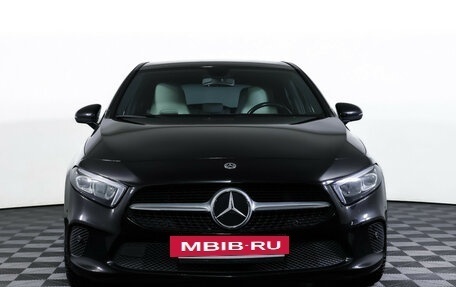 Mercedes-Benz A-Класс, 2019 год, 1 826 000 рублей, 2 фотография