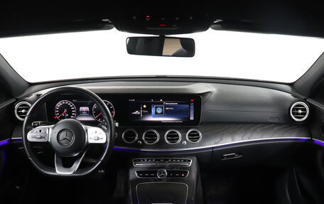 Mercedes-Benz E-Класс, 2019 год, 3 648 000 рублей, 12 фотография