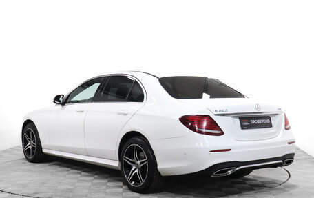 Mercedes-Benz E-Класс, 2019 год, 3 648 000 рублей, 7 фотография