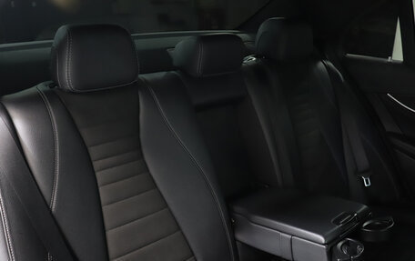 Mercedes-Benz E-Класс, 2019 год, 3 648 000 рублей, 19 фотография