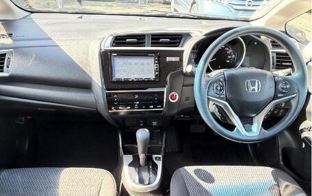 Honda Fit III, 2019 год, 975 000 рублей, 7 фотография