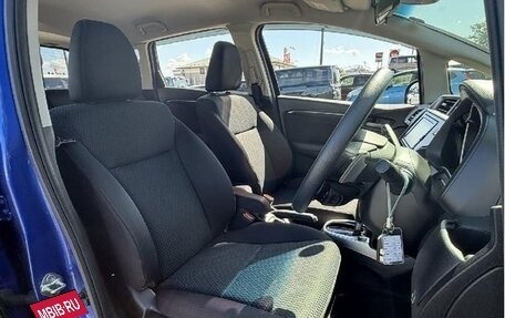 Honda Fit III, 2019 год, 975 000 рублей, 6 фотография