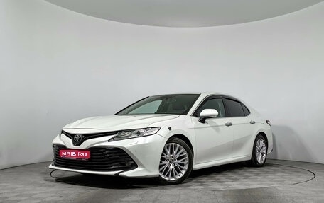Toyota Camry, 2019 год, 2 450 000 рублей, 1 фотография